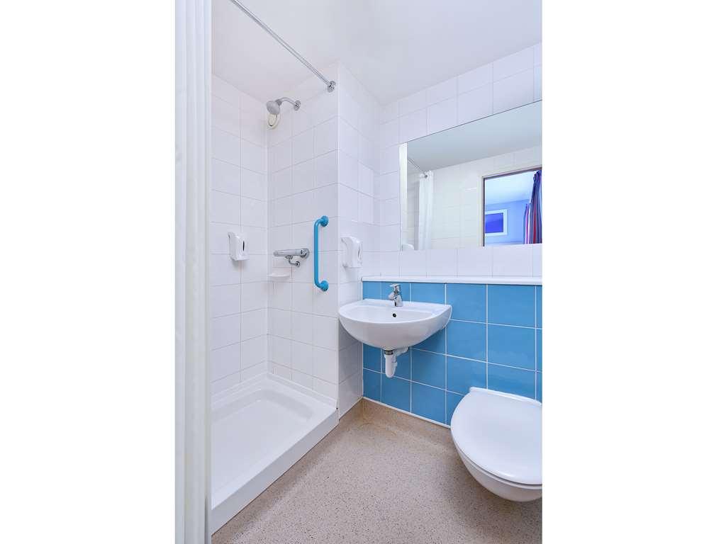 Travelodge Birmingham Yardley Δωμάτιο φωτογραφία